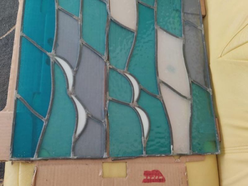 Vidriera decorativa en tonos azules – MACC Cristalería