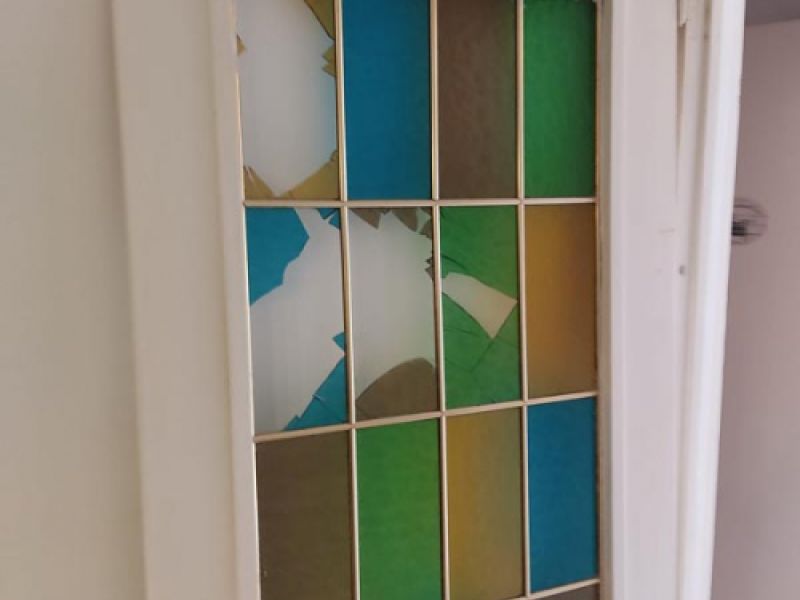 Mosaico de colores para cristal de puerta – MACC Cristalería